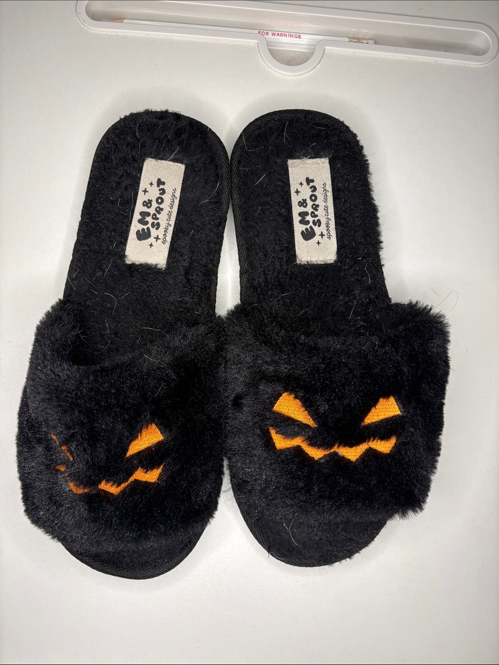 Em & Sprout Black Halloween Jack-O'-Lantern Fuzzy Slide Slippers
